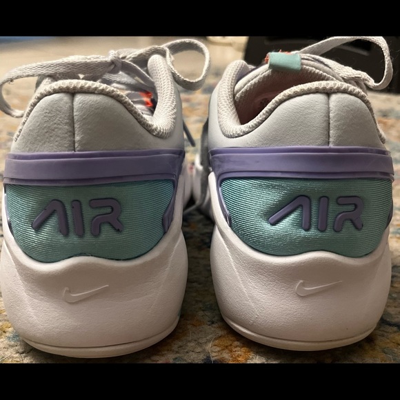 Nike Air Max Bolt - Picture 4 of 5